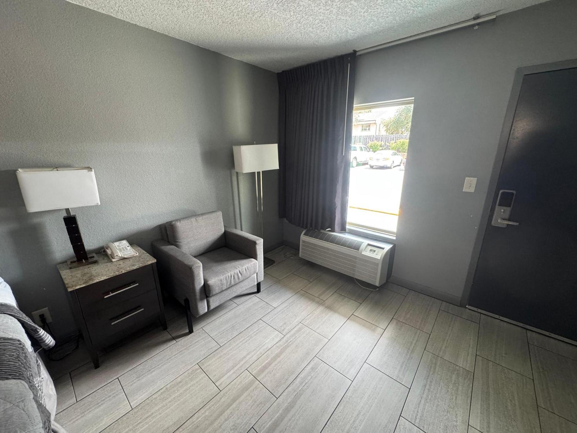 Budget Inn Sanford International Airport Extérieur photo