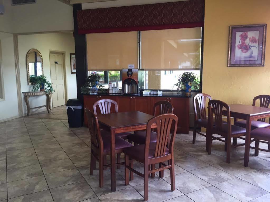 Budget Inn Sanford International Airport Extérieur photo